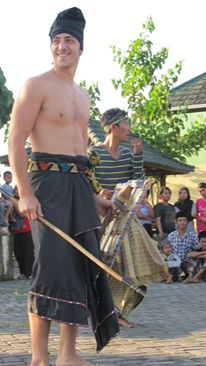 Illustration for article titled Music for Lombok Volunteers Partake in the Art of Stick Fighting